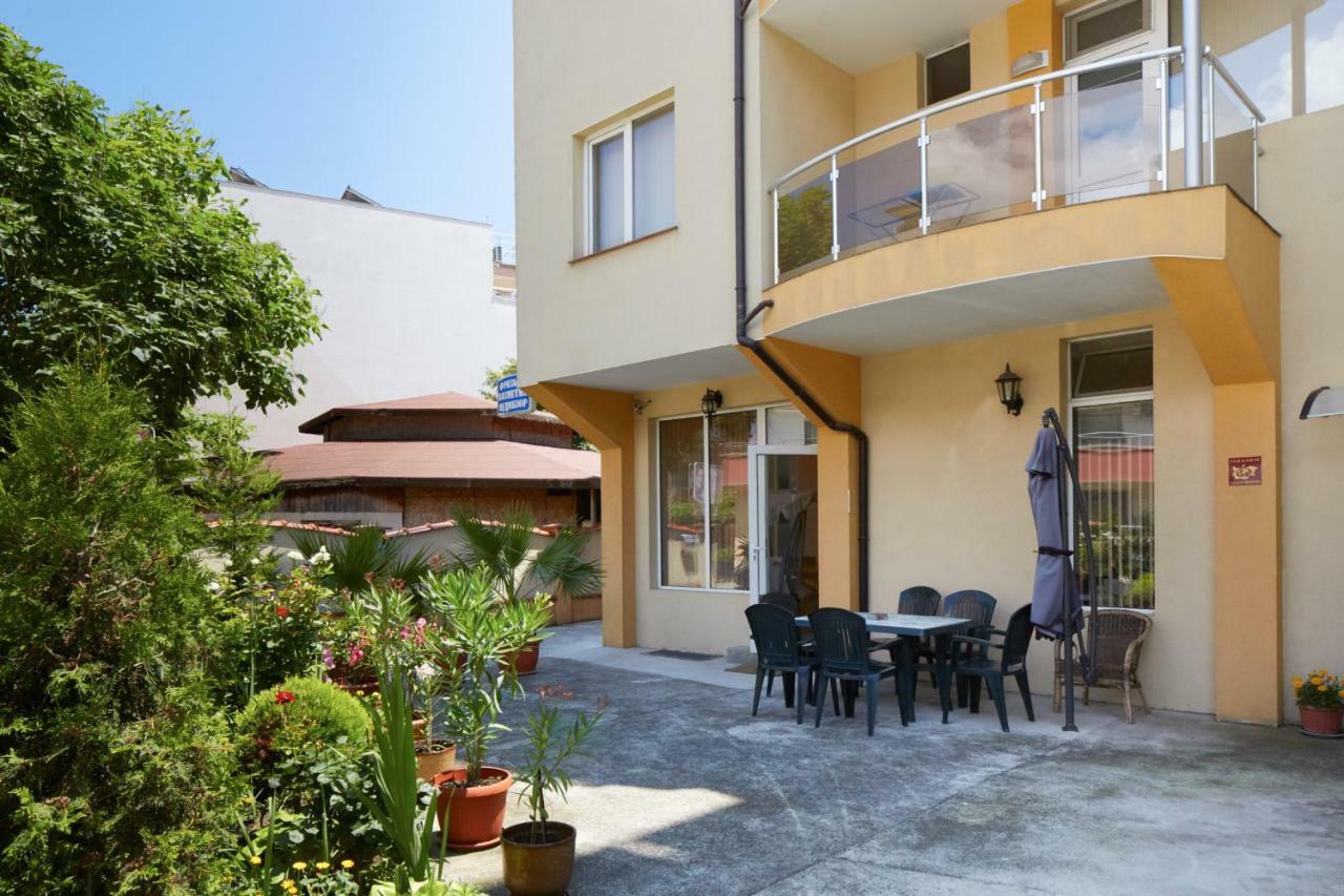 Guest House Plechkarovi Ravda Exteriér fotografie